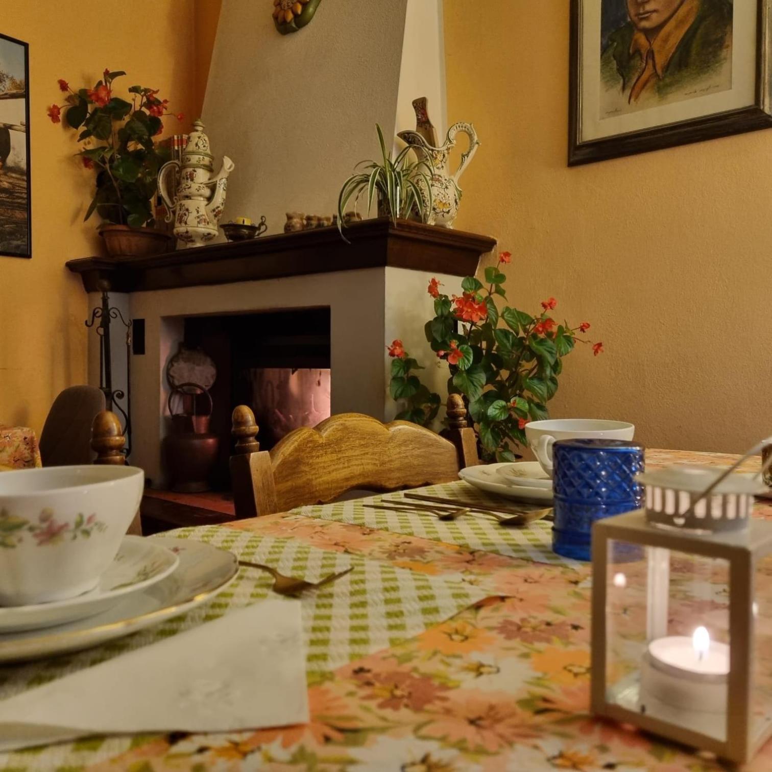 Bed and Breakfast A Collodi Io & Mamma100 M Dal Parco Di Pinocchio Exterior foto